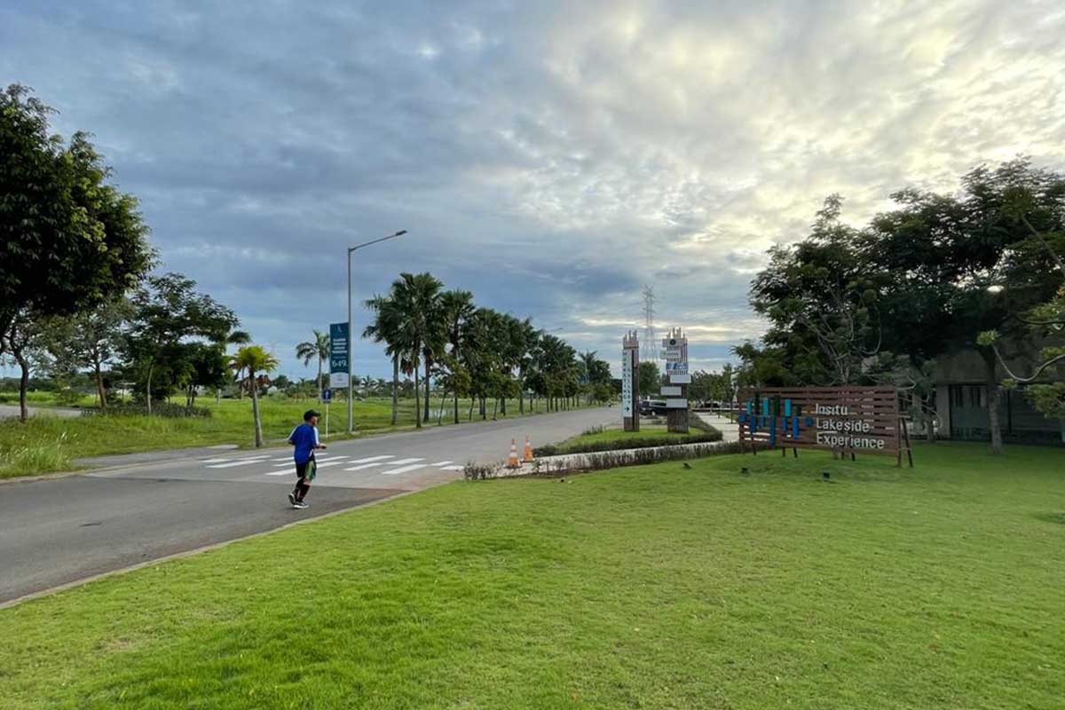 Insitu Lakeside Gunasland